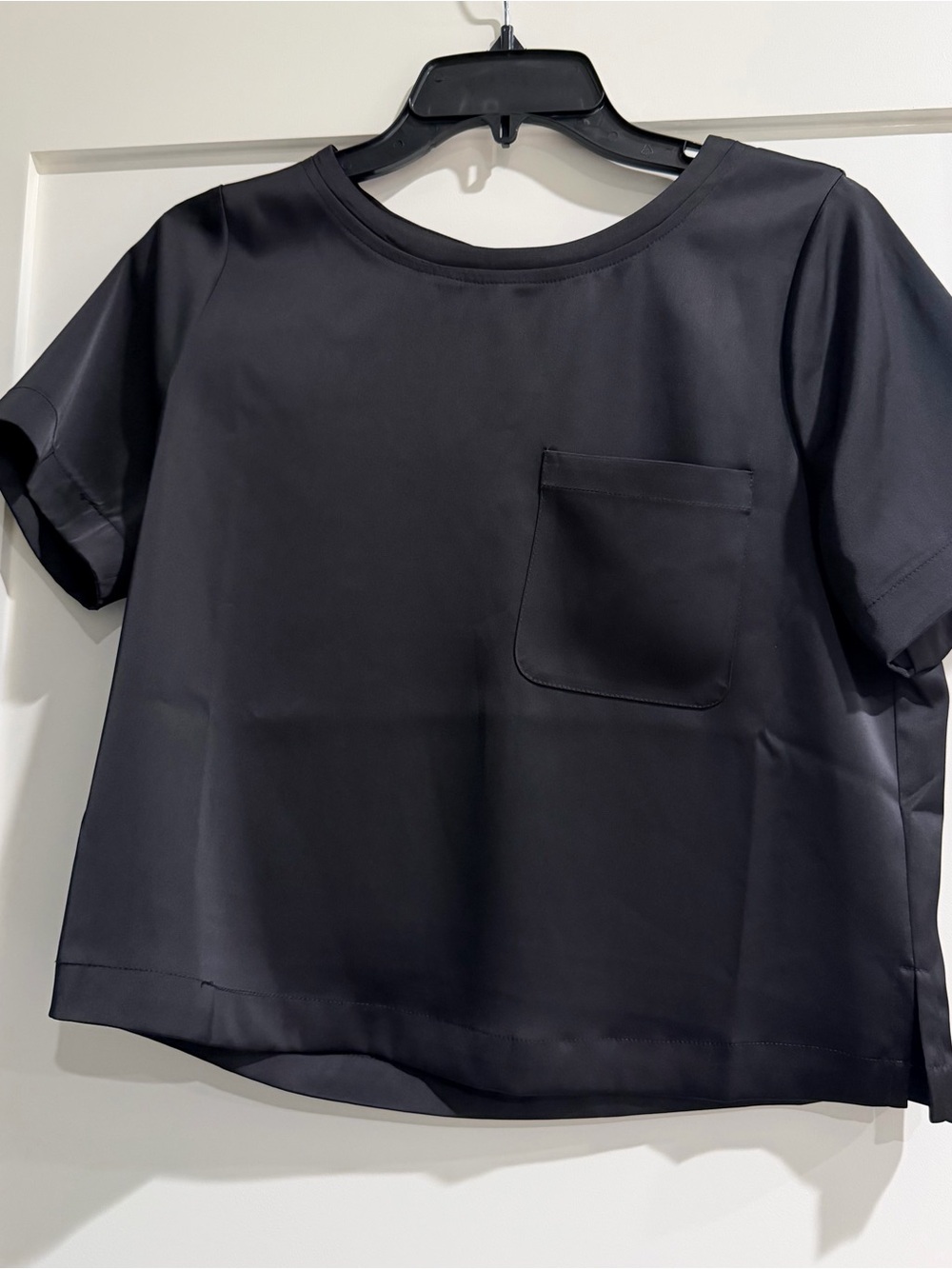 Women's Black Short-Sleeve Pocket Top